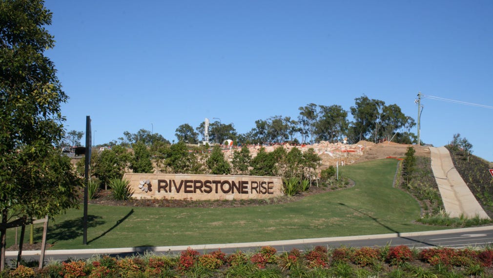 Riverstone Rise Boyne Island, Riverstone Rise Blvd, Boyne Island, Qld