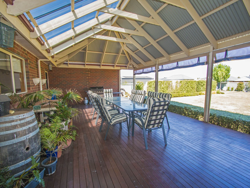 3 Vinery Place, Kurunjang, VIC, 3337, Kurunjang - Thumbnail 3