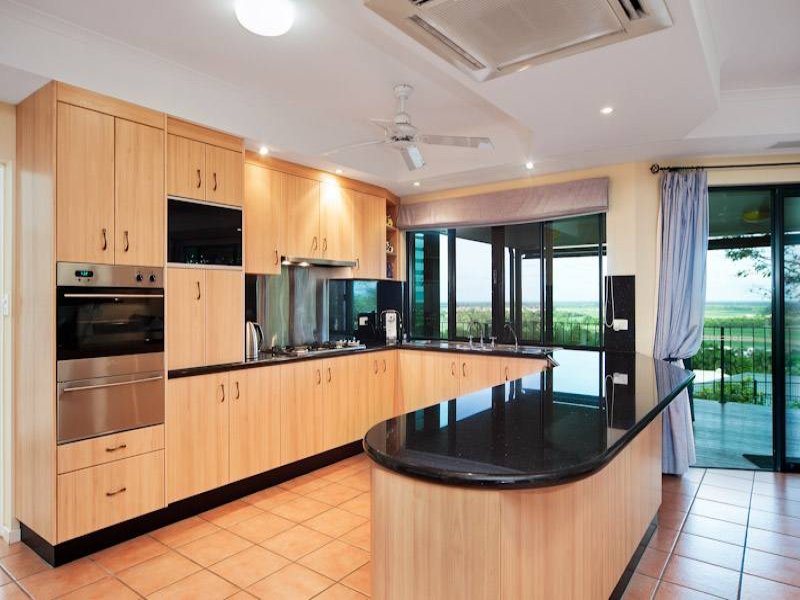 20 Alstonia Close, Redlynch, Qld 4870