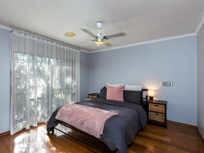 12 Buckingham Drive, Werribee, VIC, 3030, Werribee - Thumbnail 3