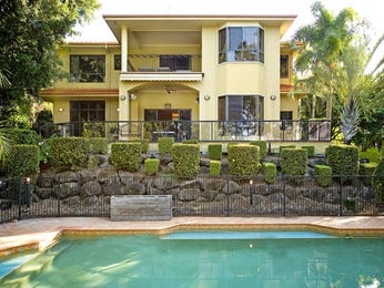 Living Room Decorating Ideas Pinterest on Living Space On Pinterest Home Design Plans   Home Design Plans