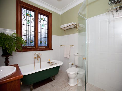 View the Classic-queenslander photo collection on Home Ideas