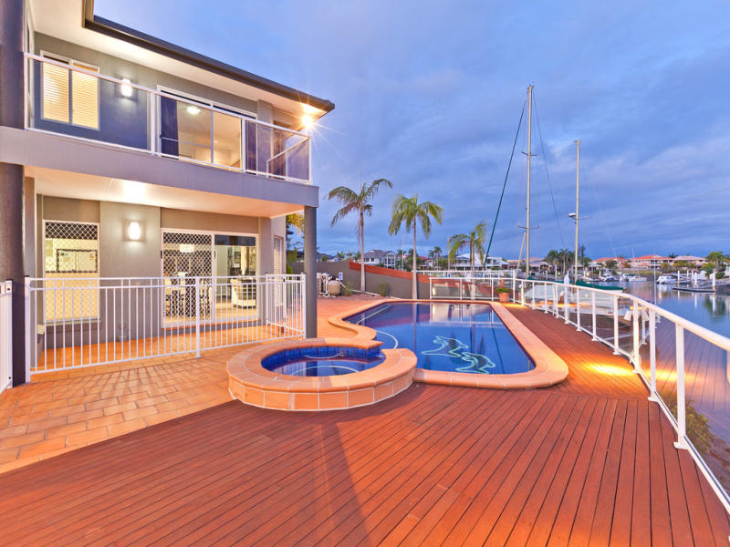 pools image: decorative lighting, decking - 193857