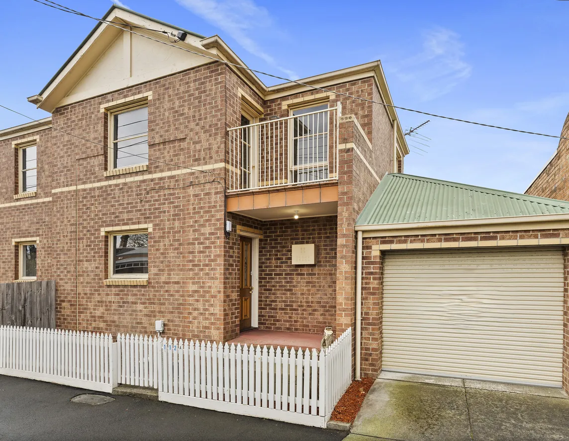 Rental property at 112A Wilson Street, Brunswick, Vic 3056, Melbourne