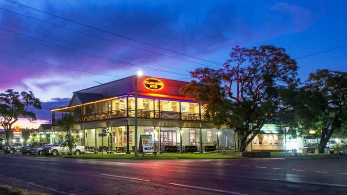 The Village Green Hotel 230 Pound Street Grafton Nsw 2460 Sold The Village Green Hotel 230 Pound Street Grafton Nsw 2460 Image 1