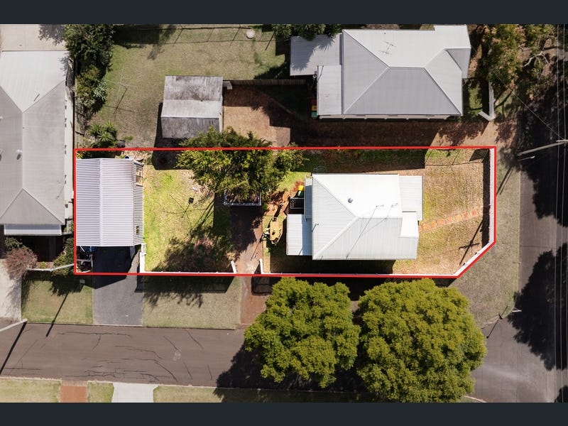 7 Louisa Street, South Toowoomba