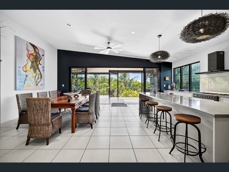 86 Gloucester Avenue, Hideaway Bay