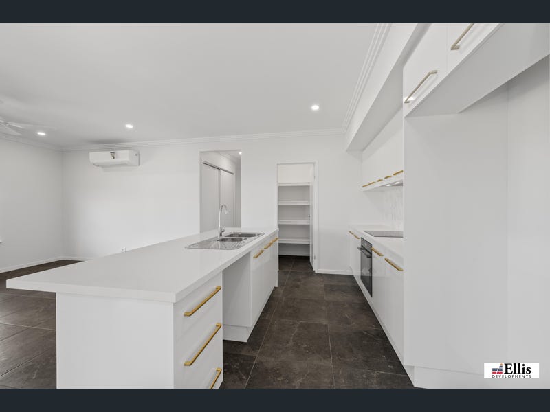 Lot 8225 Sandringham Drive, Shaw