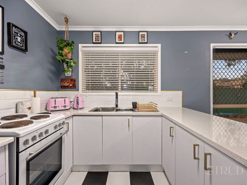 4/1 Rosegum Place, Redbank Plains