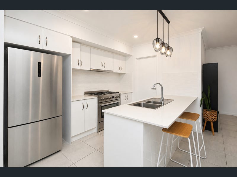 63 Aspen Circuit, Logan Reserve