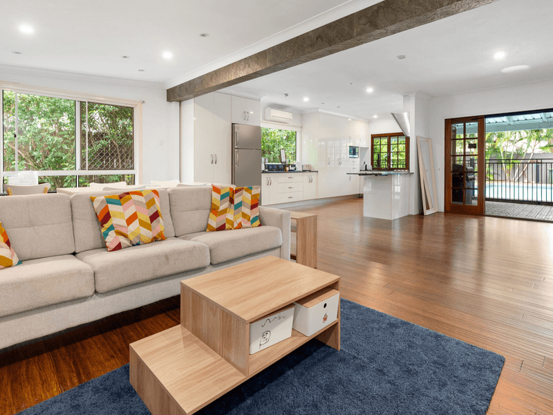 26 Reuben Street, Holland Park