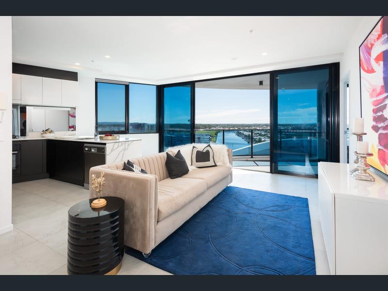 51101/5 Harbour Side Court, Biggera Waters