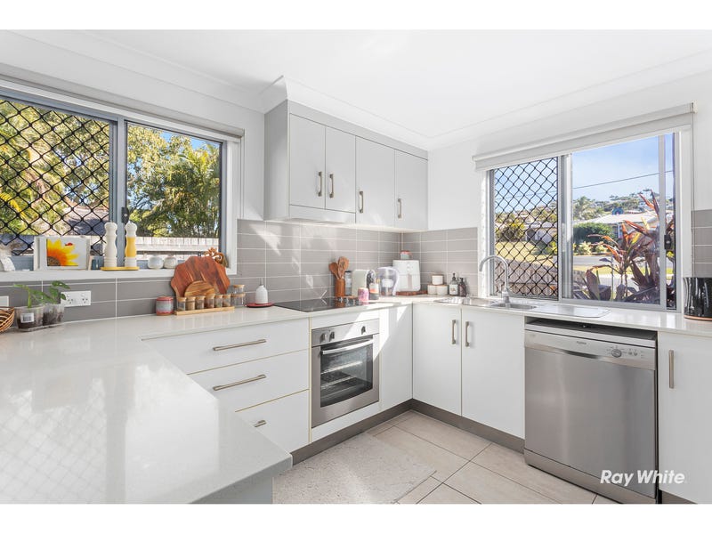 4/39 Cedar Avenue, Taranganba