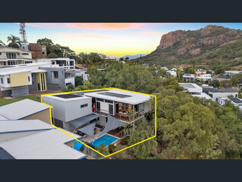 4 Ascot Place, Castle Hill