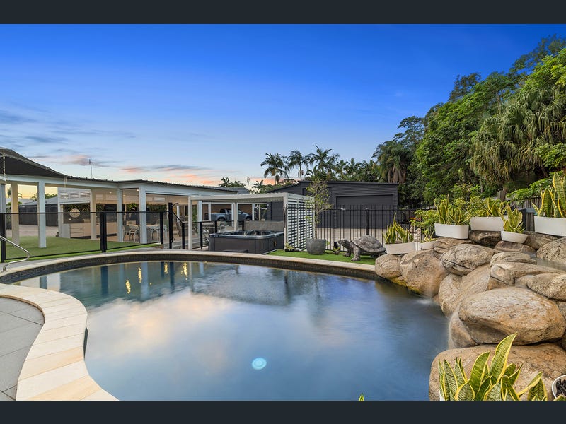 27 Candlewood Close, Mooloolaba
