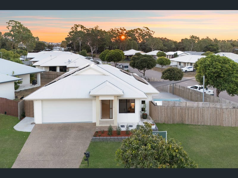 1 Lochern Way, Bushland Beach