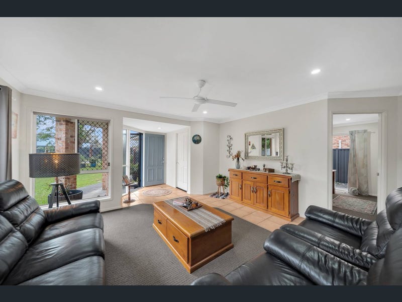 2 Mount Barney Crescent, Algester