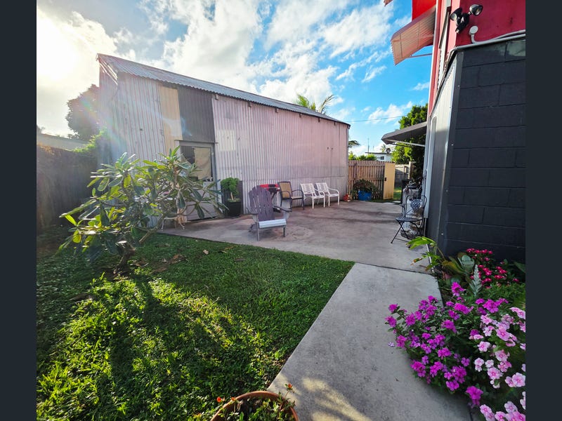 6 Armstrong Beach Road