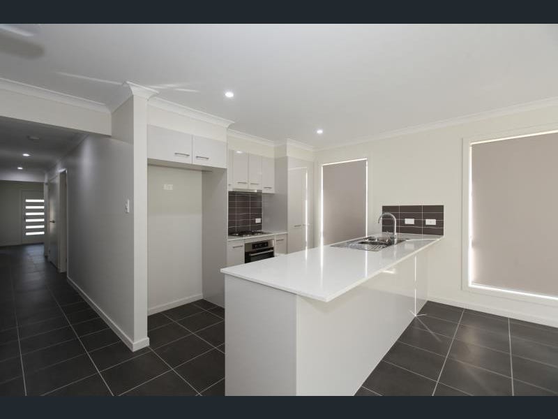 1/62 Deepak Drive, Willow Vale