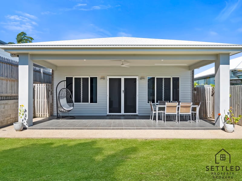 21 Matthew Flinders Drive, Cooee Bay