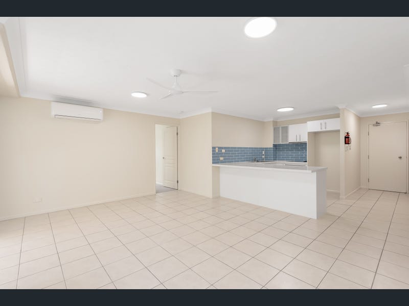 4/91 Mclean Street, Coolangatta