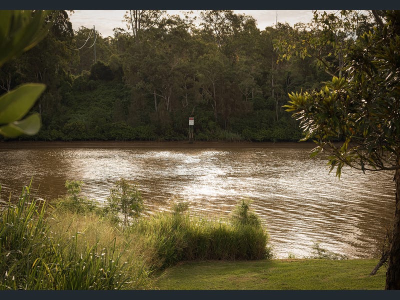 4 La Belle Court, Westlake