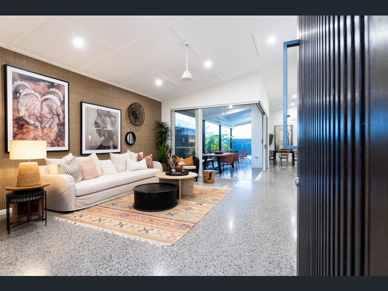 52 Hart, Bells Creek