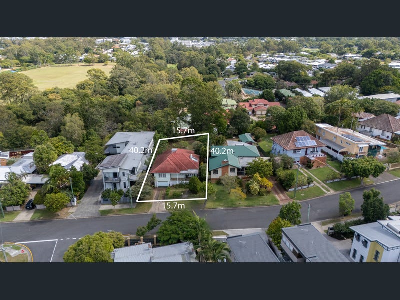 16 Barrymore Street, Everton Park