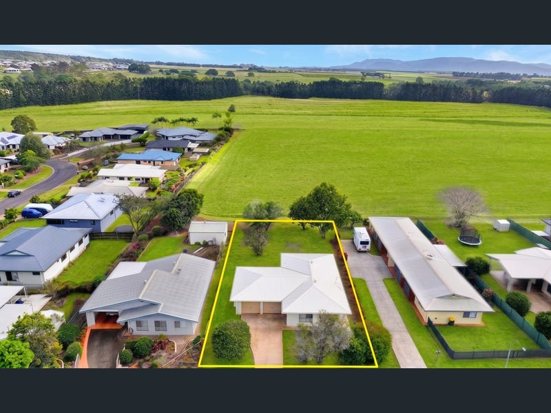 89 Anthony Drive, Atherton