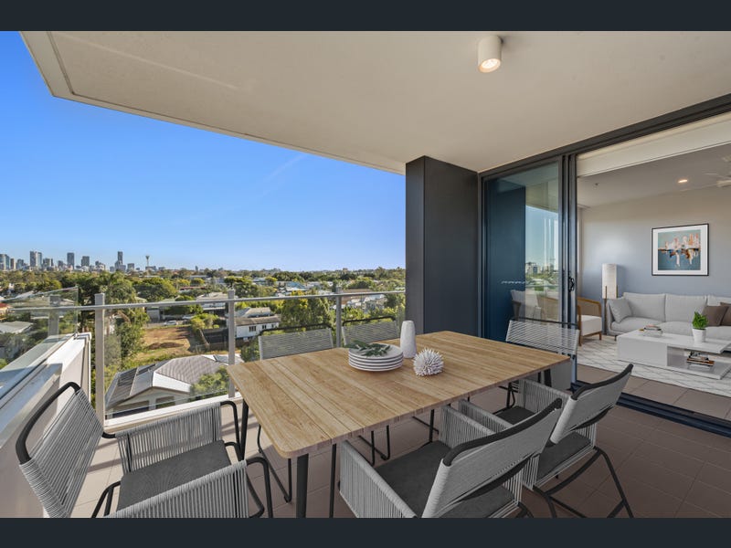 1054/123 Cavendish Road, Coorparoo
