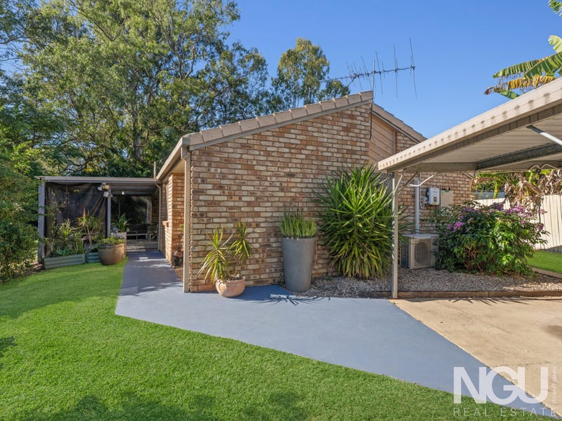 69 College Road, Karana Downs