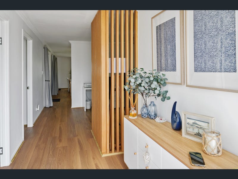 14 Rokeby Court, Branyan