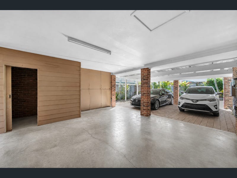33 Saratoga Drive, Mountain Creek