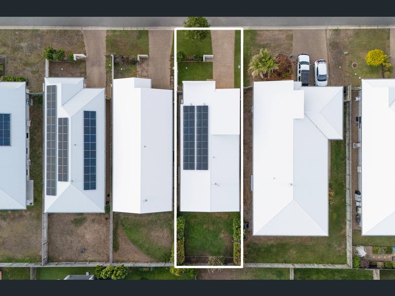 54 Peak Circuit, Cosgrove