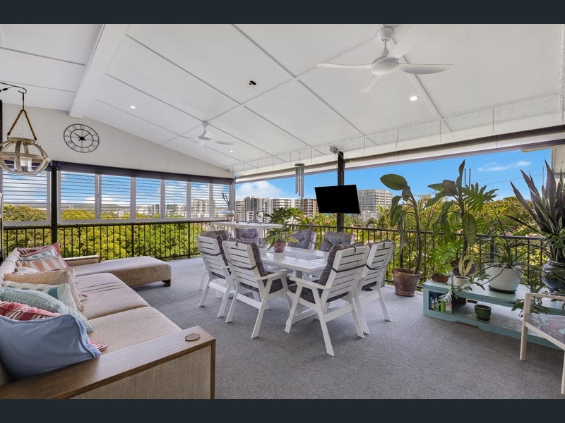 14 Tweed Street, Coolangatta