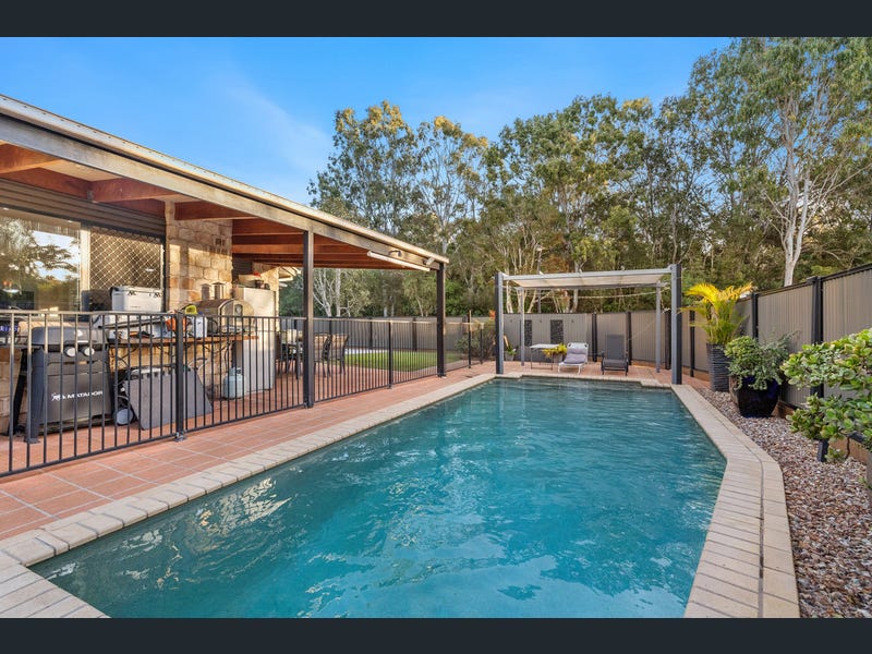 18 Manning Esplanade, Thornlands