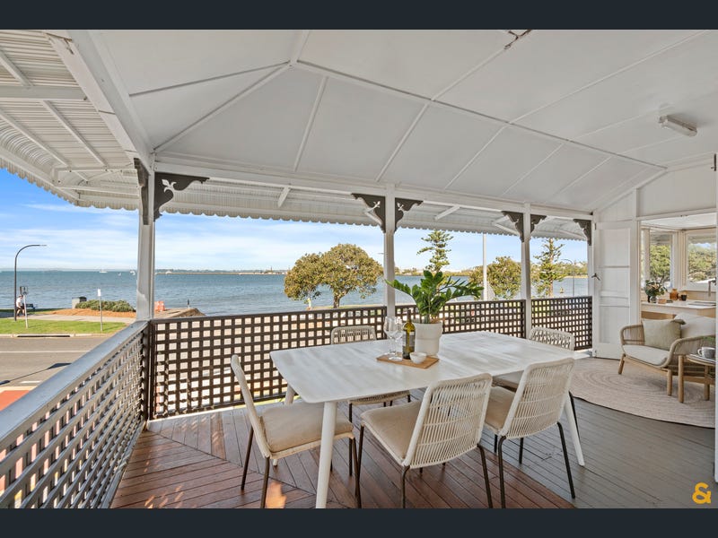 349 Upper Esplanade, Manly