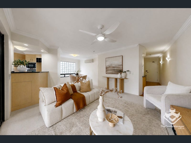 72/163 Sydney Street, New Farm