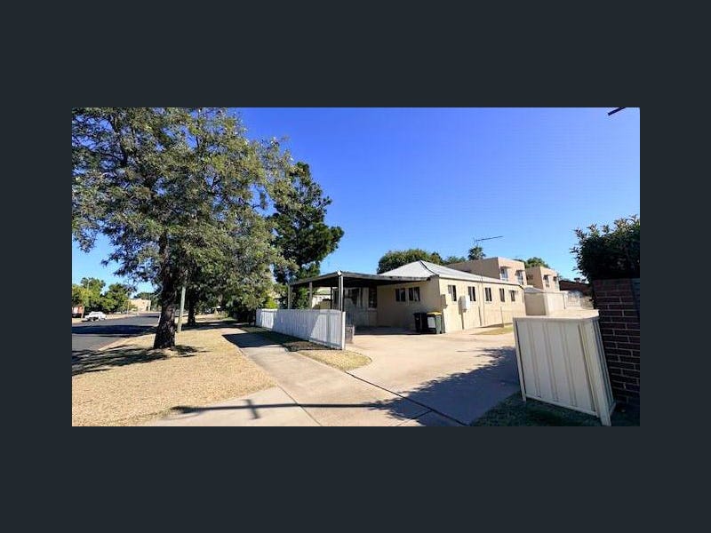 1/57 Marian Street, Miles