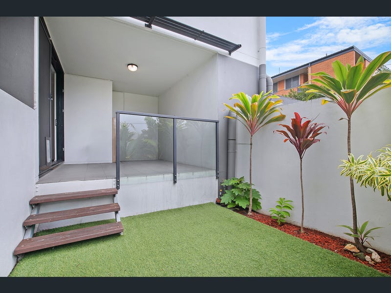 1/23 Potts Street, East Brisbane