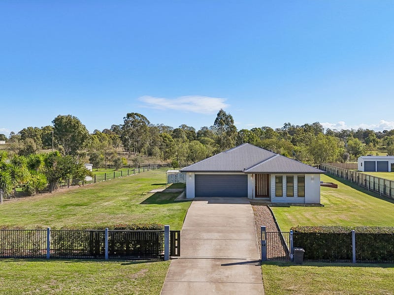 10 Fernrow Drive, Plainland