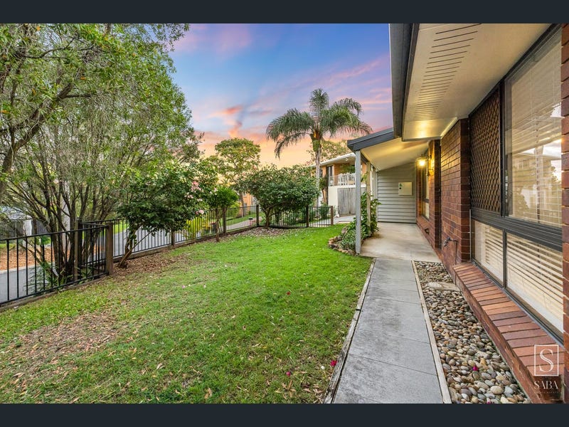14 Aneto Street, Riverhills