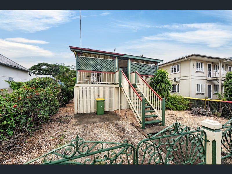 13 Humphrey Street, West End