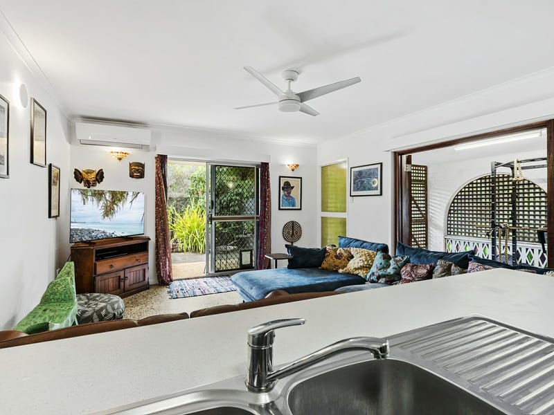 1 Granadilla Street, Holloways Beach