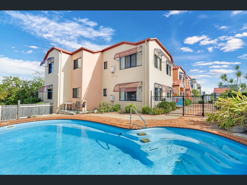 1/81 Central Lane, Gladstone Central