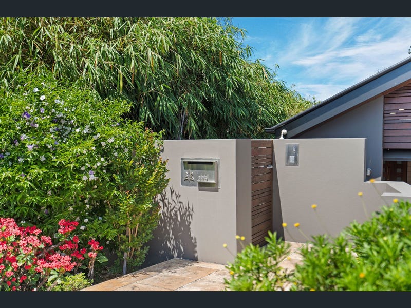 225 Swann Road, Taringa