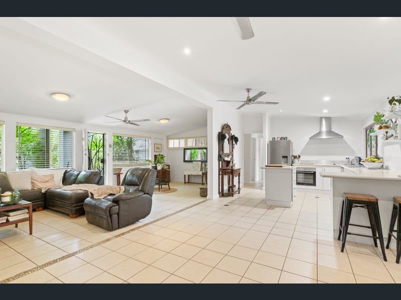 44 Atherton Street, Whitfield