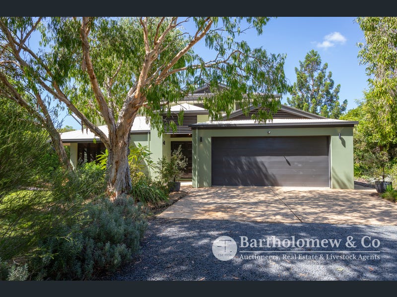 12 Bruckner Hill Road, Dugandan