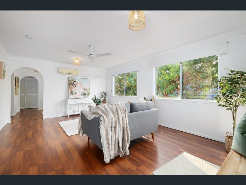 35 New Exhibition Road, Wandal