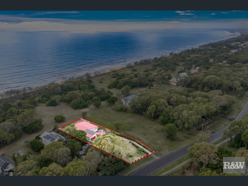 86 Sylvan Drive, Moore Park Beach